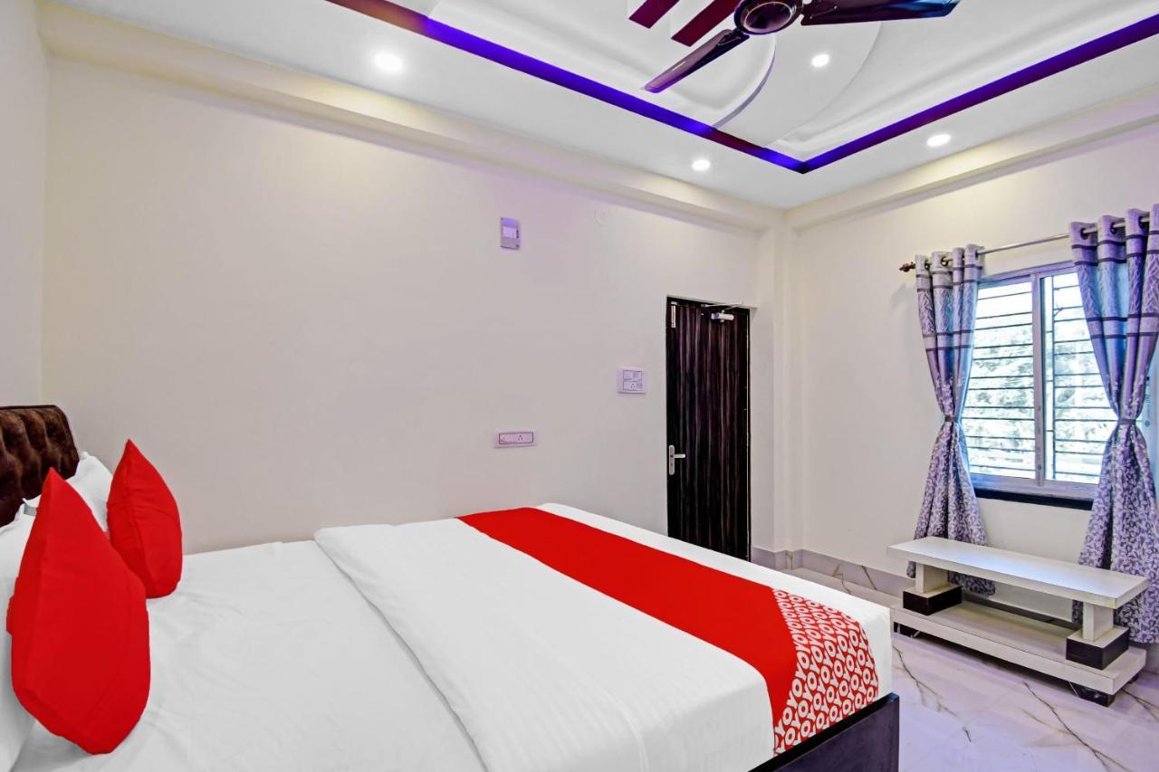 Oyo 86602 Hotel Dream Palace โกลกาตา ภายนอก รูปภาพ