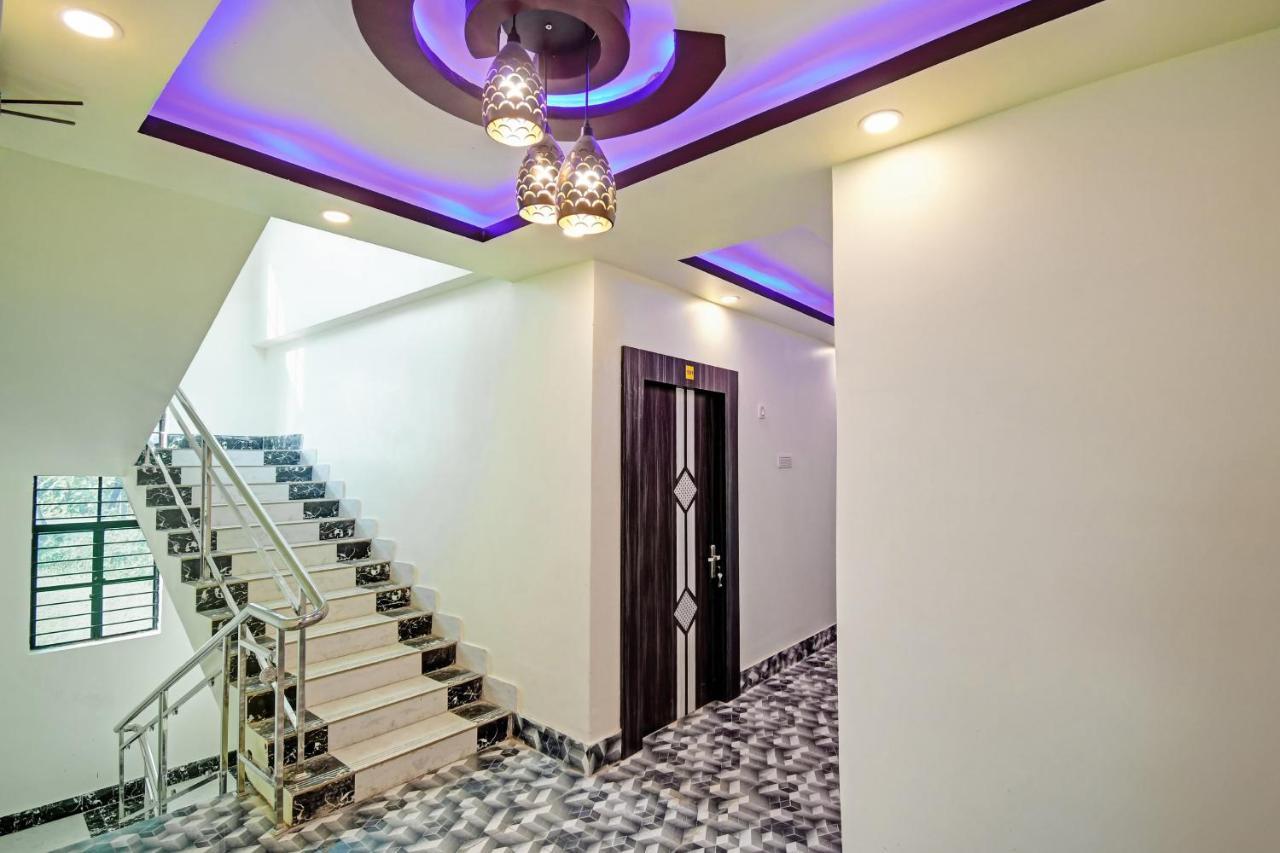 Oyo 86602 Hotel Dream Palace โกลกาตา ภายนอก รูปภาพ